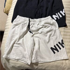 Nike Men's Athletic Shorts in White and Black 3XL